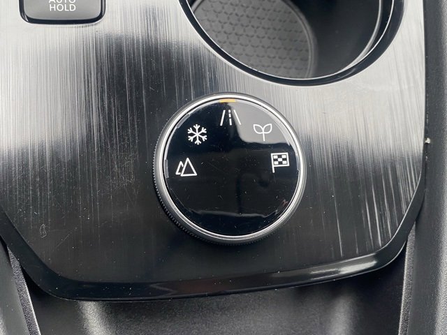 Certified 2023 Nissan Rogue SV image 26