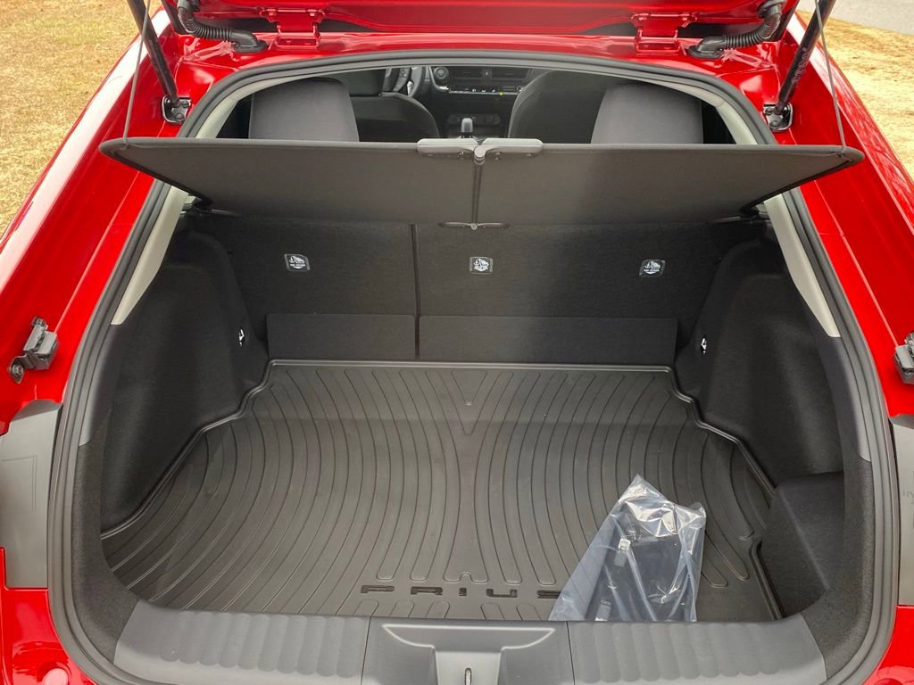 New 2026 Toyota Prius LE image 10