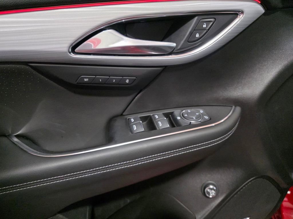 Used 2026 Buick Envision Avenir image 11