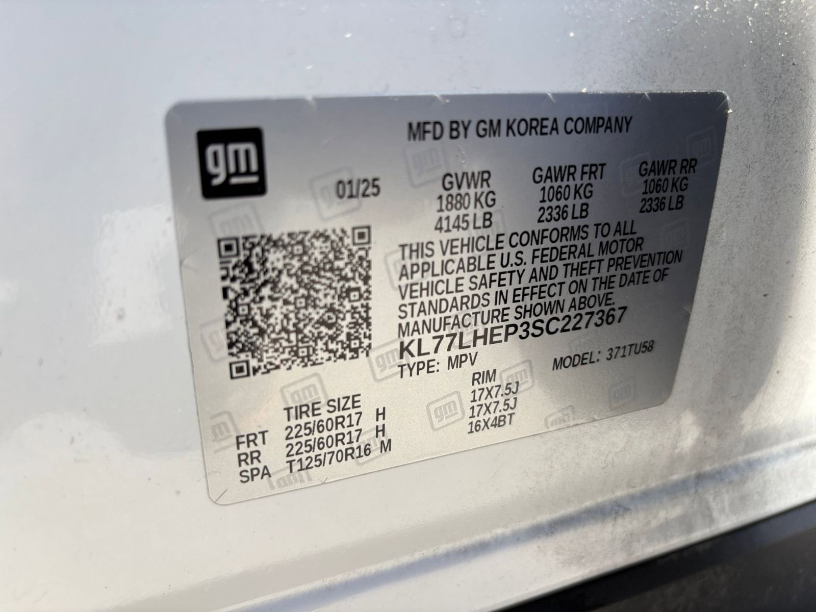Used 2025 Chevrolet Trax LT FWD image 28