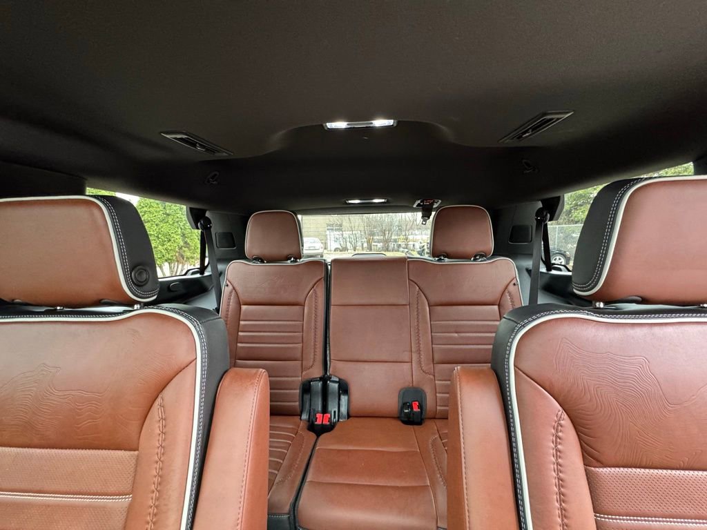 Used 2023 GMC Yukon Denali Ultimate AWD/4WD image 33