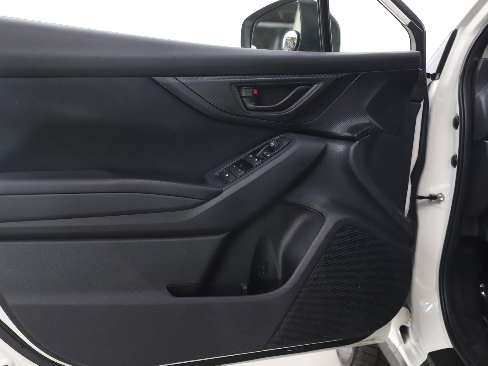 Used 2023 Subaru Crosstrek 2.0i image 18