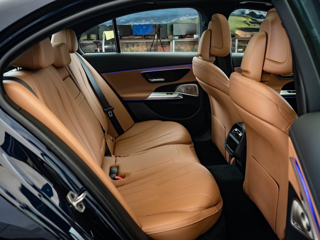 Certified 2024 Mercedes-Benz E 350 E 350 w/ Multicontour Seating Package image 36