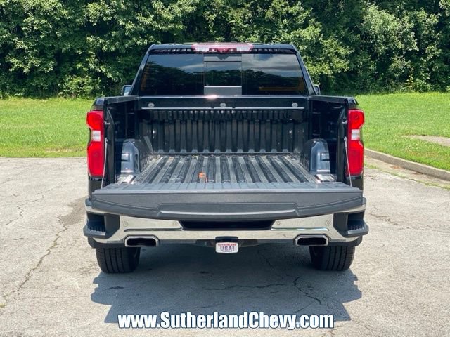 Used 2022 Chevrolet Silverado 1500 LTZ w/ LTZ Premium Package AWD/4WD image 14