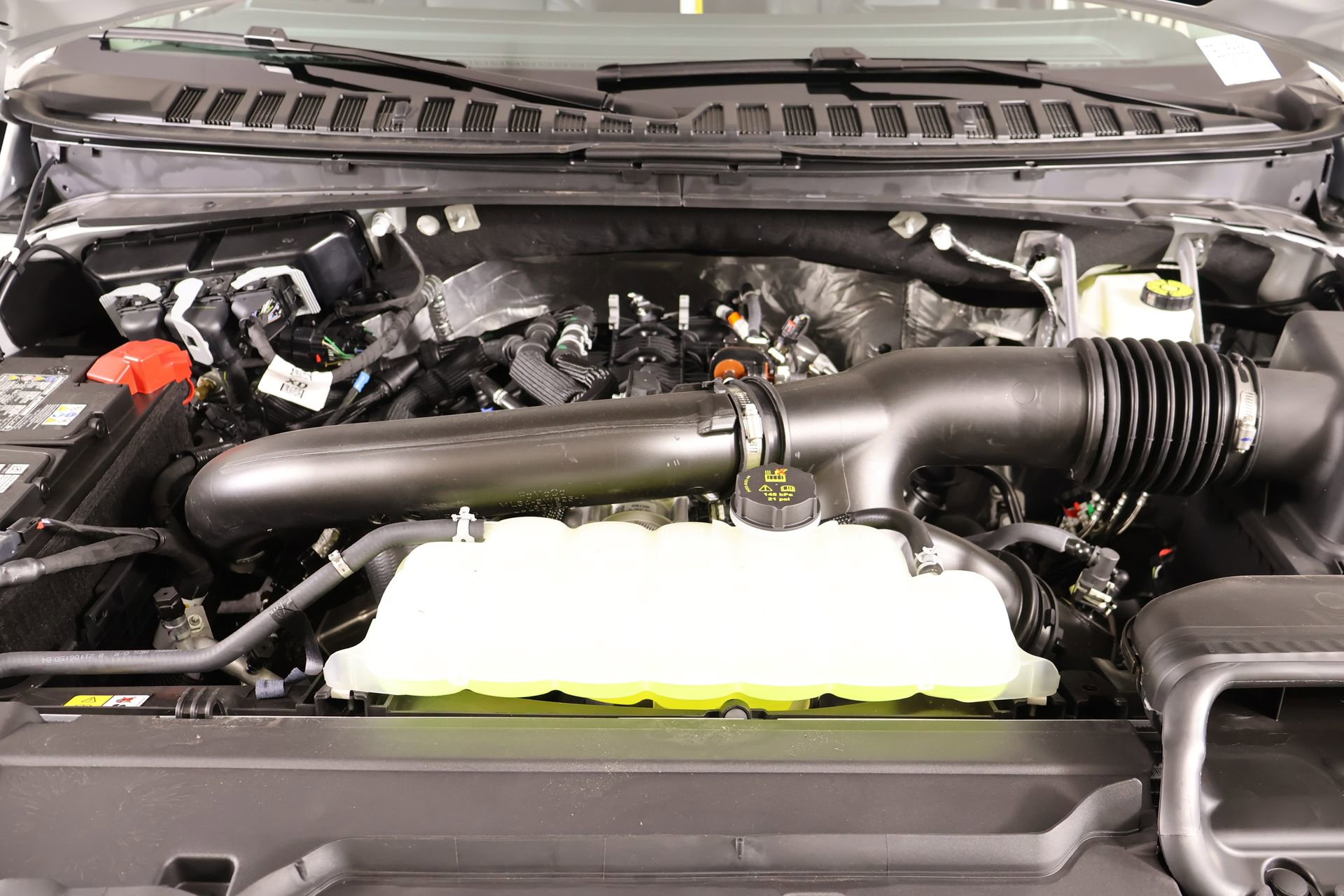 New 2026 Lincoln Navigator Premiere AWD/4WD image 21