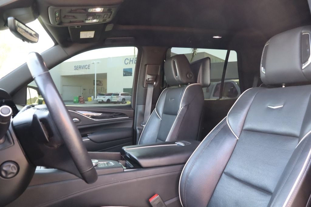 Used 2021 Cadillac Escalade Sport w/ Driver Assist Tech Package AWD/4WD image 20