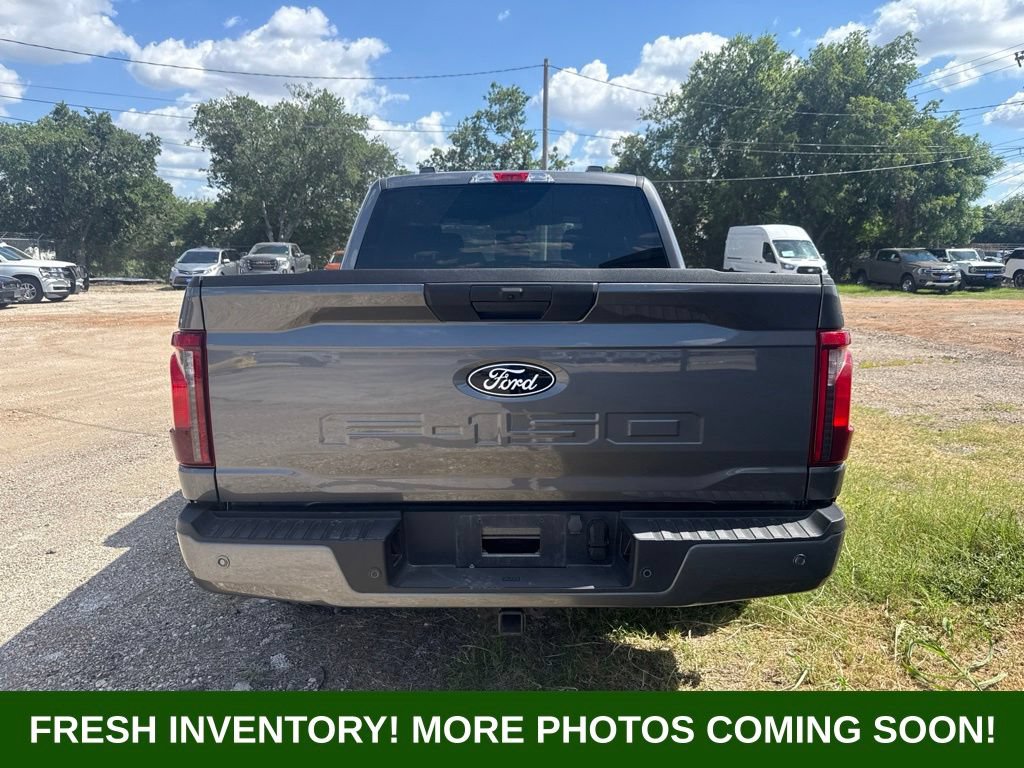 Used 2025 Ford F150 STX w/ STX Black Appearance Package RWD image 3