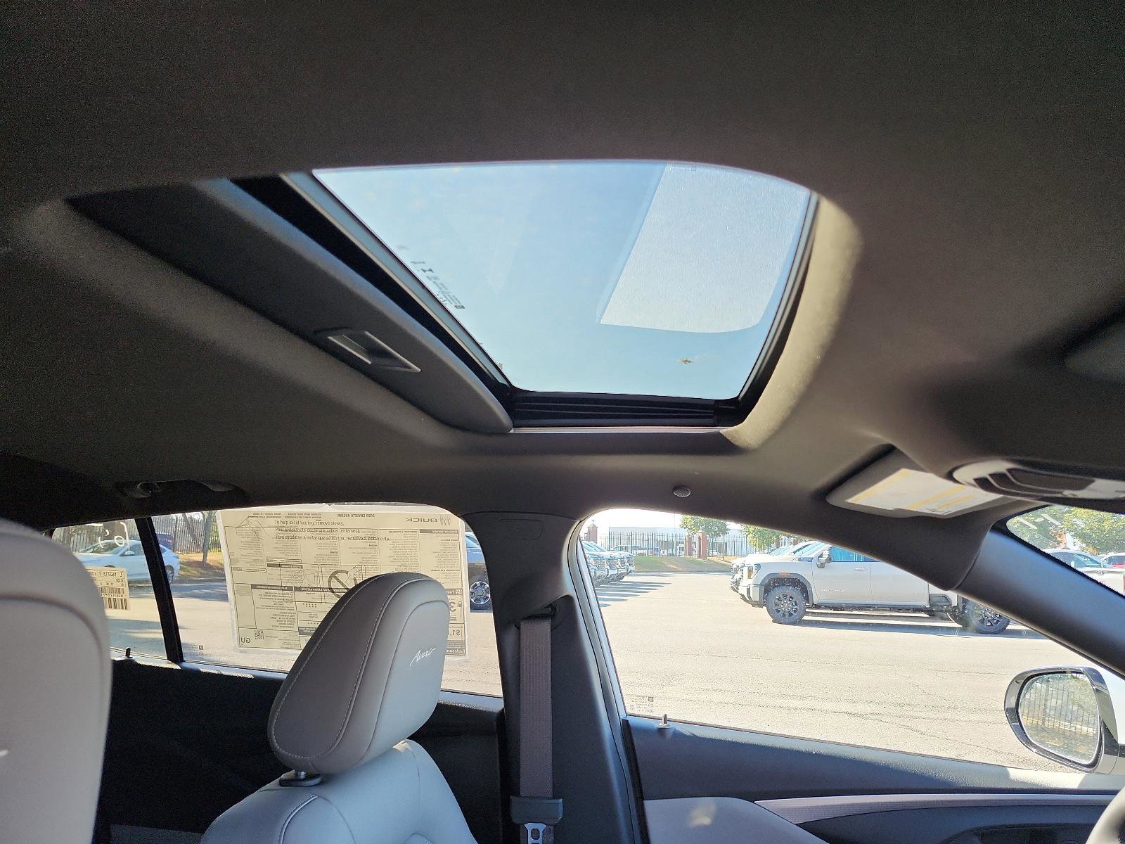 New 2026 Buick Envista Avenir FWD image 8