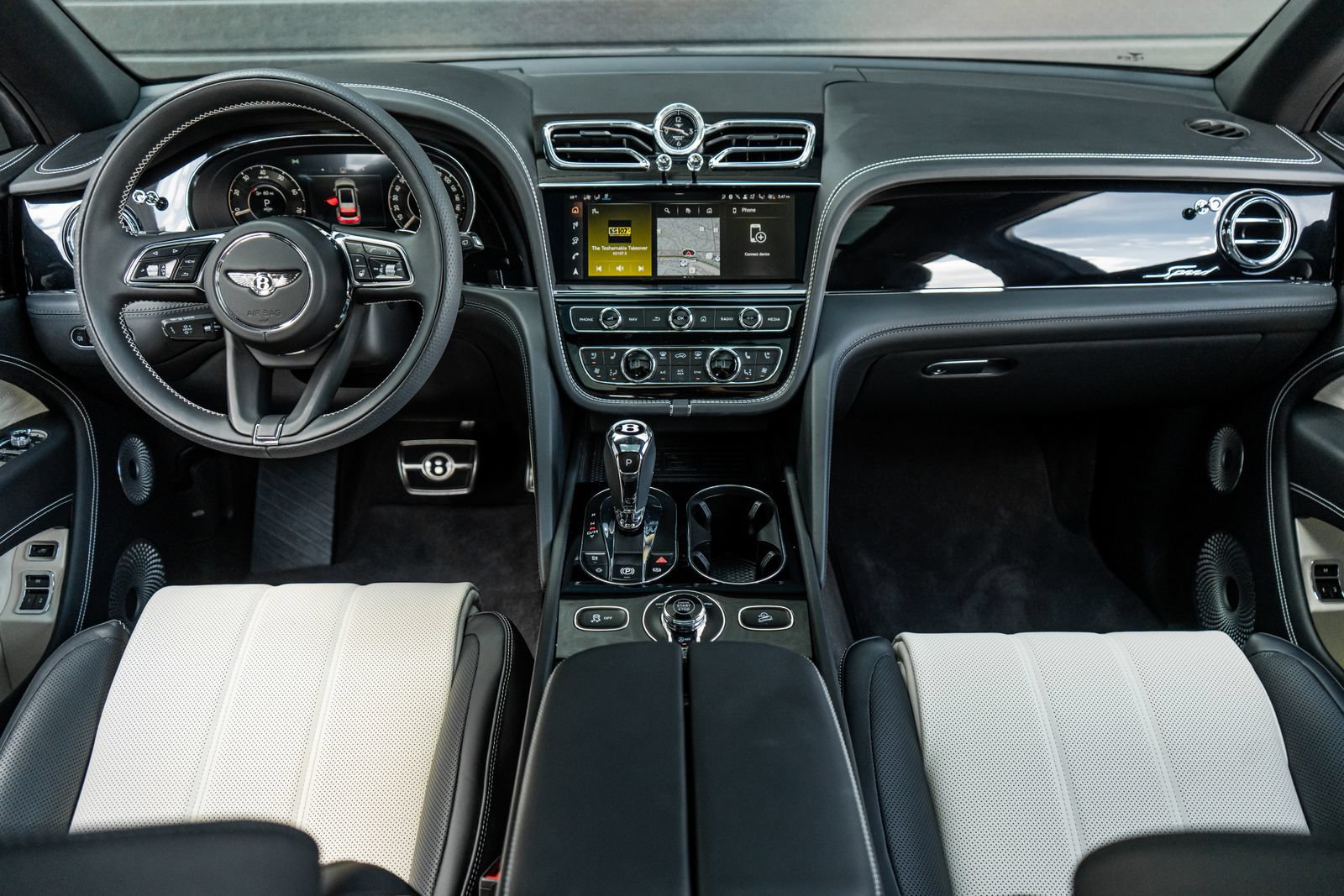 Certified 2026 Bentley Bentayga Speed AWD/4WD image 4