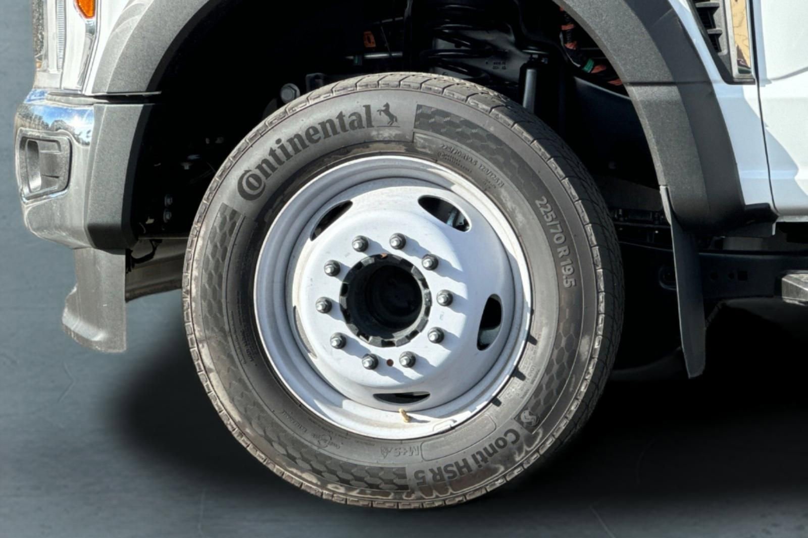 New 2025 Ford F450 XL image 29