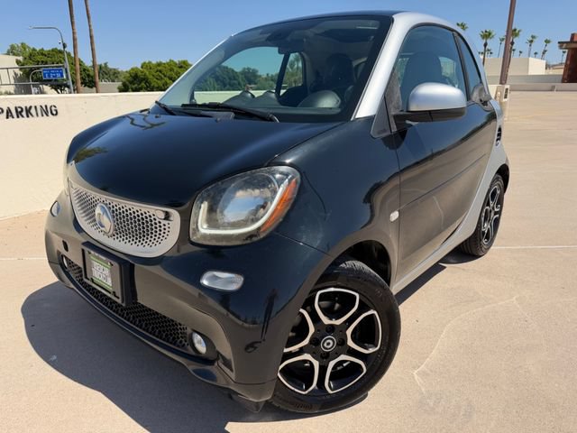 Used 2016 smart fortwo Prime RWD image 1