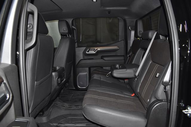 Used 2023 Chevrolet Silverado 1500 High Country w/ Technology Package image 29