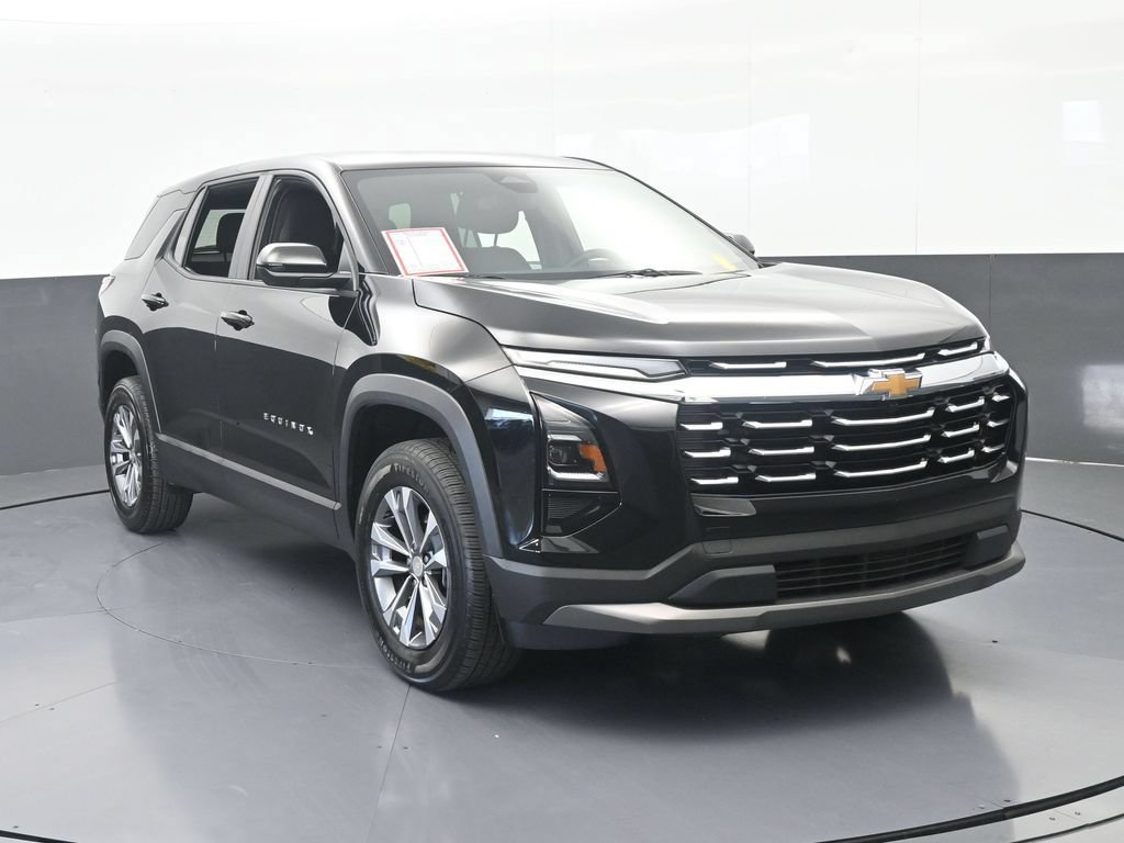 Used 2026 Chevrolet Equinox LT FWD image 9