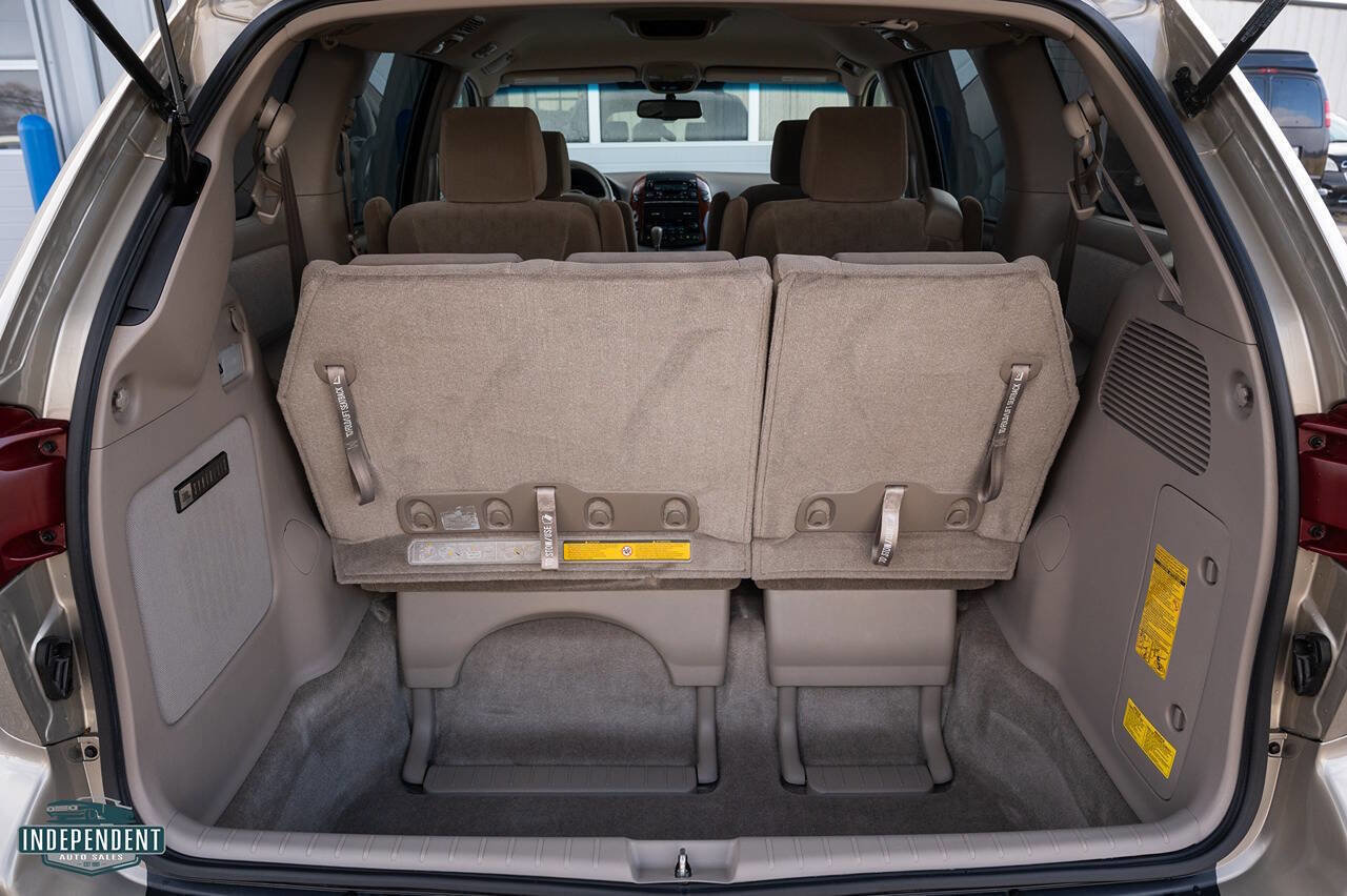 Used 2005 Toyota Sienna image 18