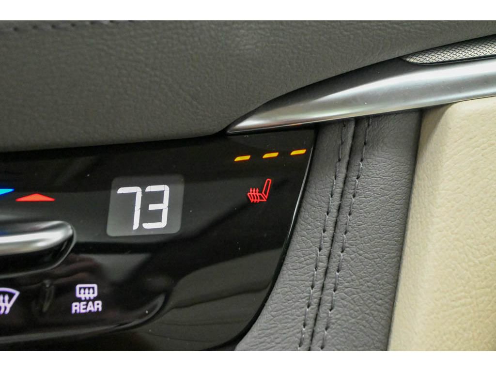 Certified 2025 Cadillac XT5 Premium Luxury image 30