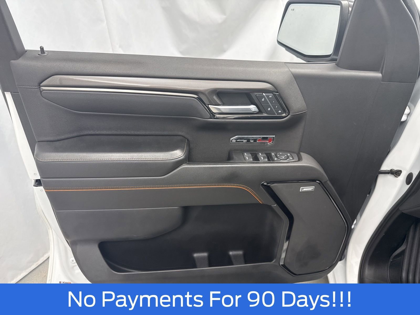 Used 2022 GMC Sierra 1500 AT4 w/ Technology Package AWD/4WD image 15