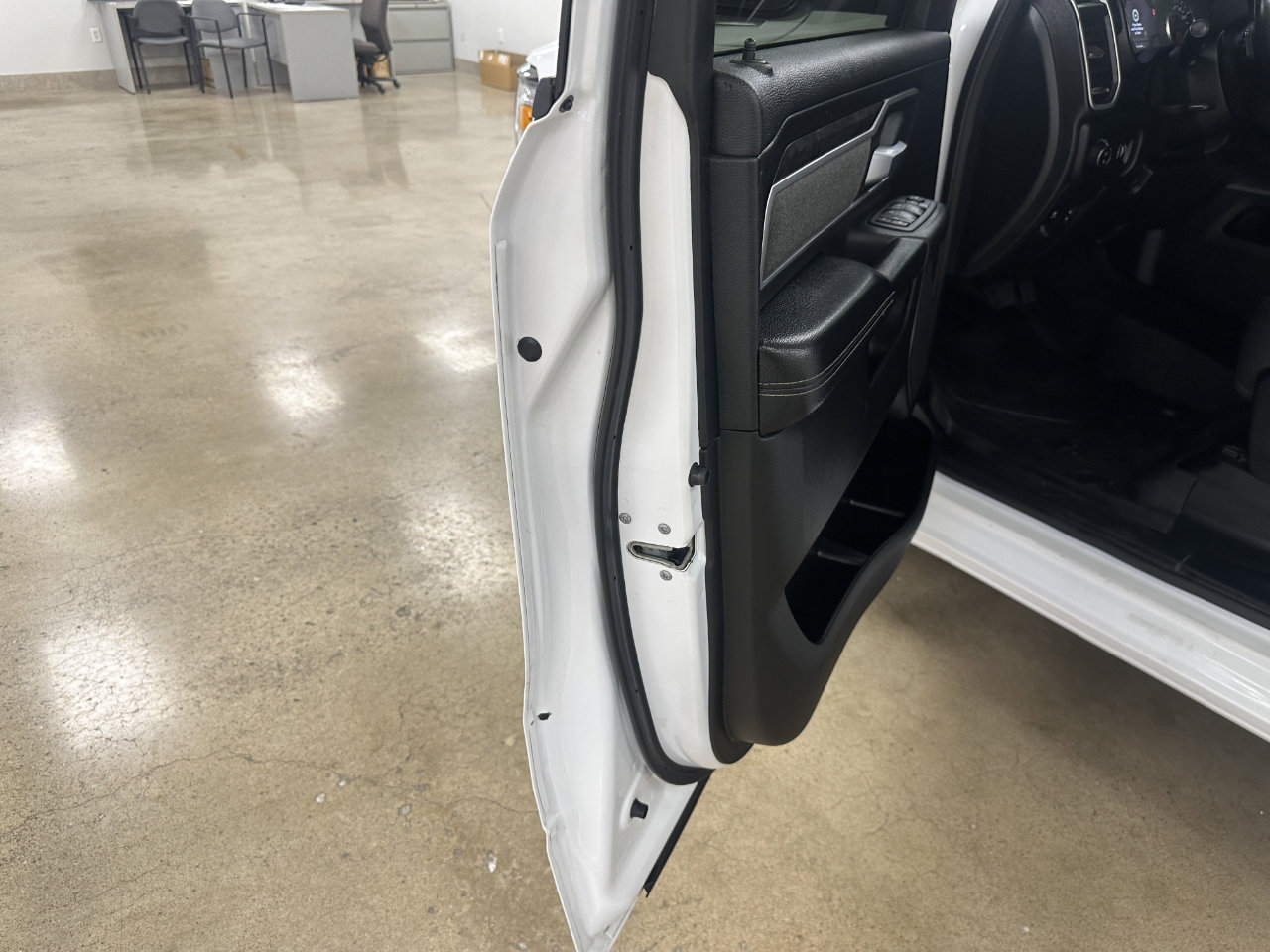 Used 2021 RAM 1500 Big Horn image 40