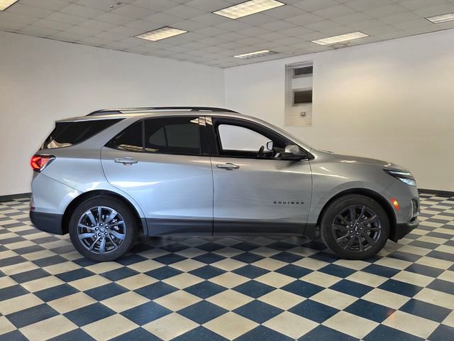 Used 2024 Chevrolet Equinox RS w/ RS Leather Package image 9