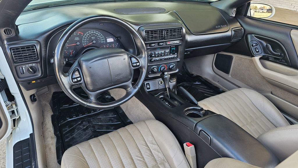 Used 2002 Chevrolet Camaro Z28 w/ SS Performance/Appearance Pkg image 9