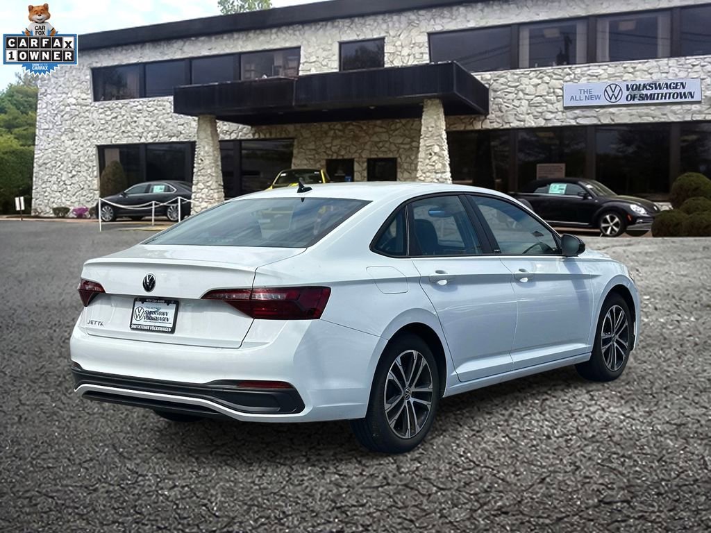 Used 2024 Volkswagen Jetta Sport FWD image 7