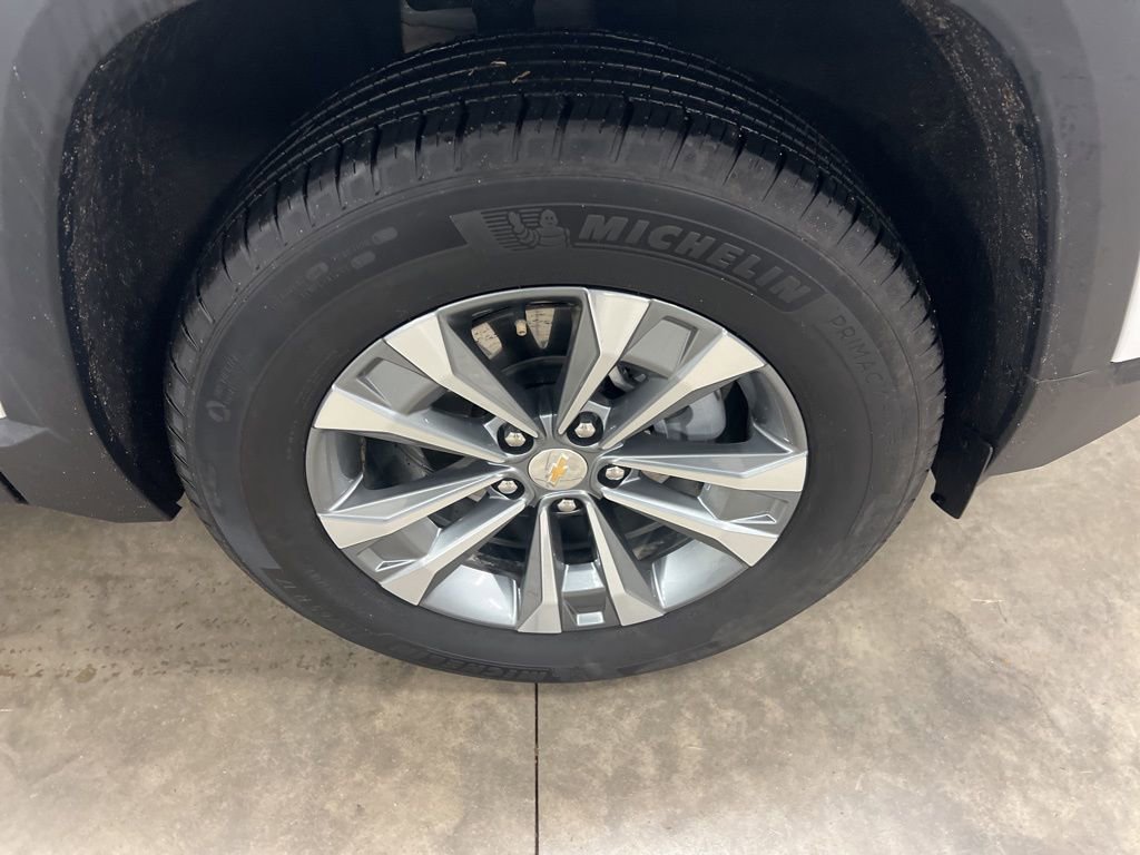 Certified 2025 Chevrolet Equinox LT image 18