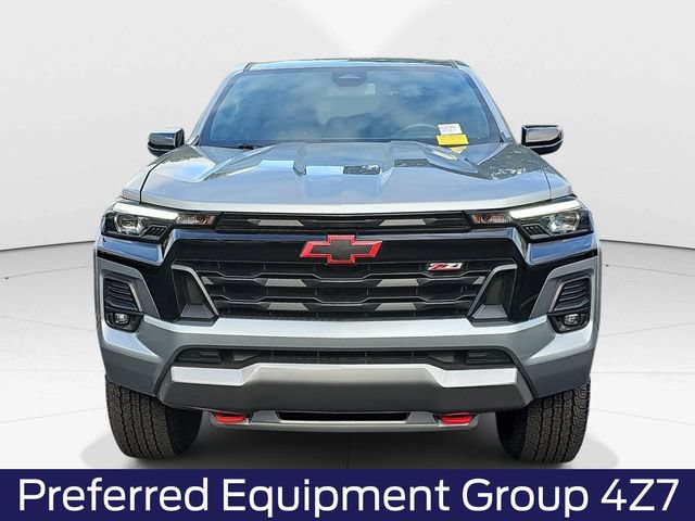 Used 2024 Chevrolet Colorado Z71 w/ Z71 Convenience Package 2 AWD/4WD image 10