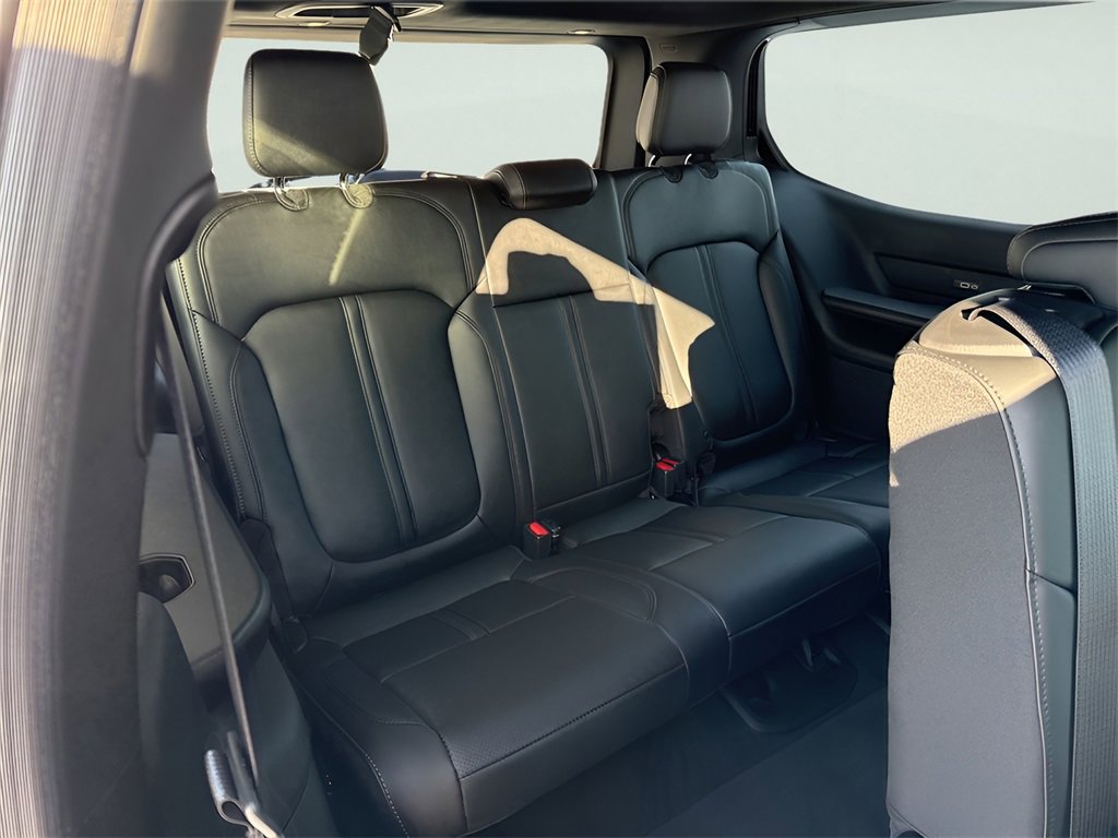 New 2026 Jeep Grand Wagoneer Limited image 14