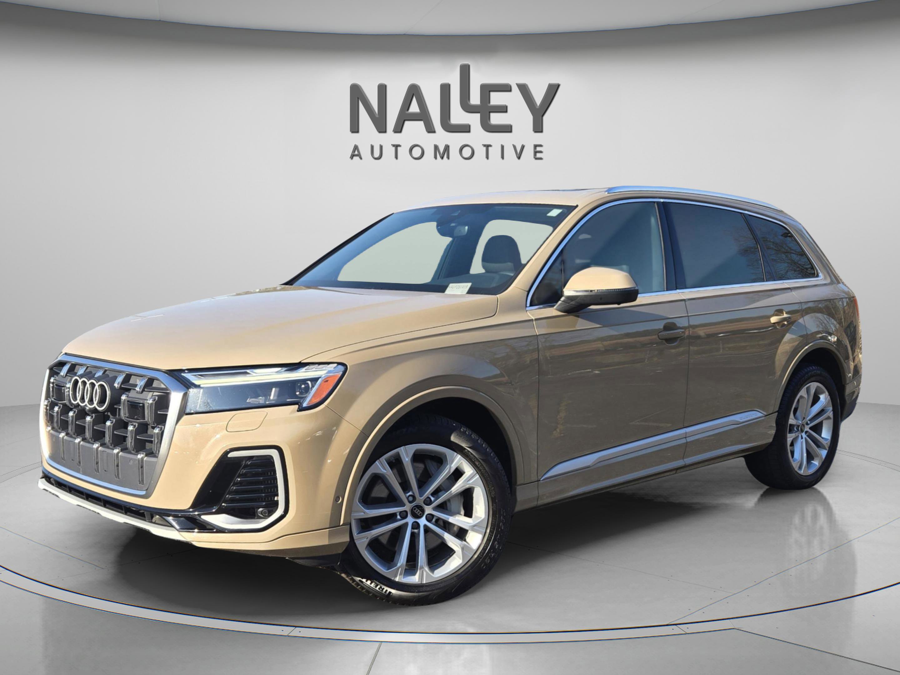 Used 2025 Audi Q7 3.0T Premium Plus