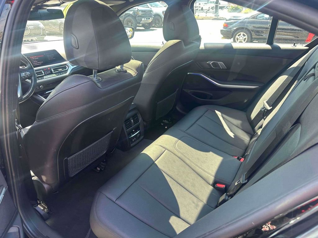 Used 2020 BMW 330i xDrive Sedan w/ Convenience Package AWD/4WD image 9
