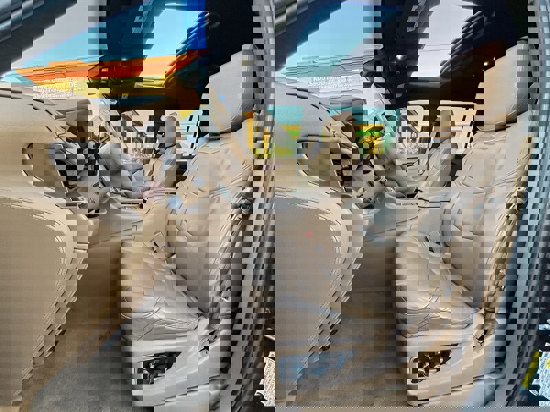 Used 2017 Cadillac Escalade ESV Platinum image 13