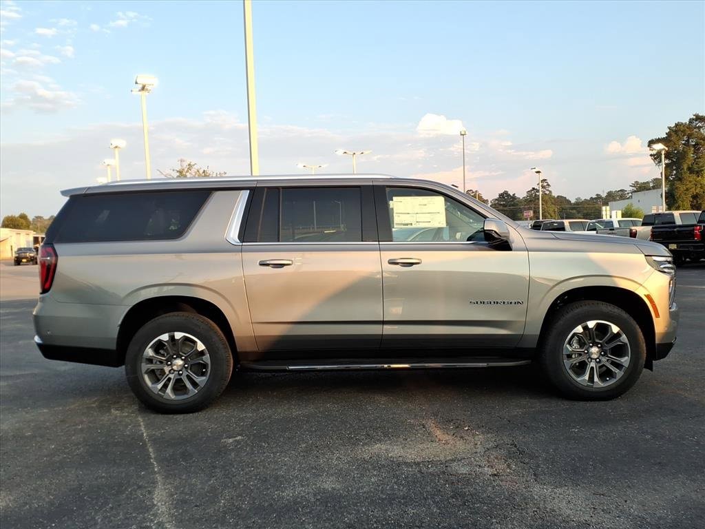 New 2026 Chevrolet Suburban LS w/ Max Trailering Package image 7