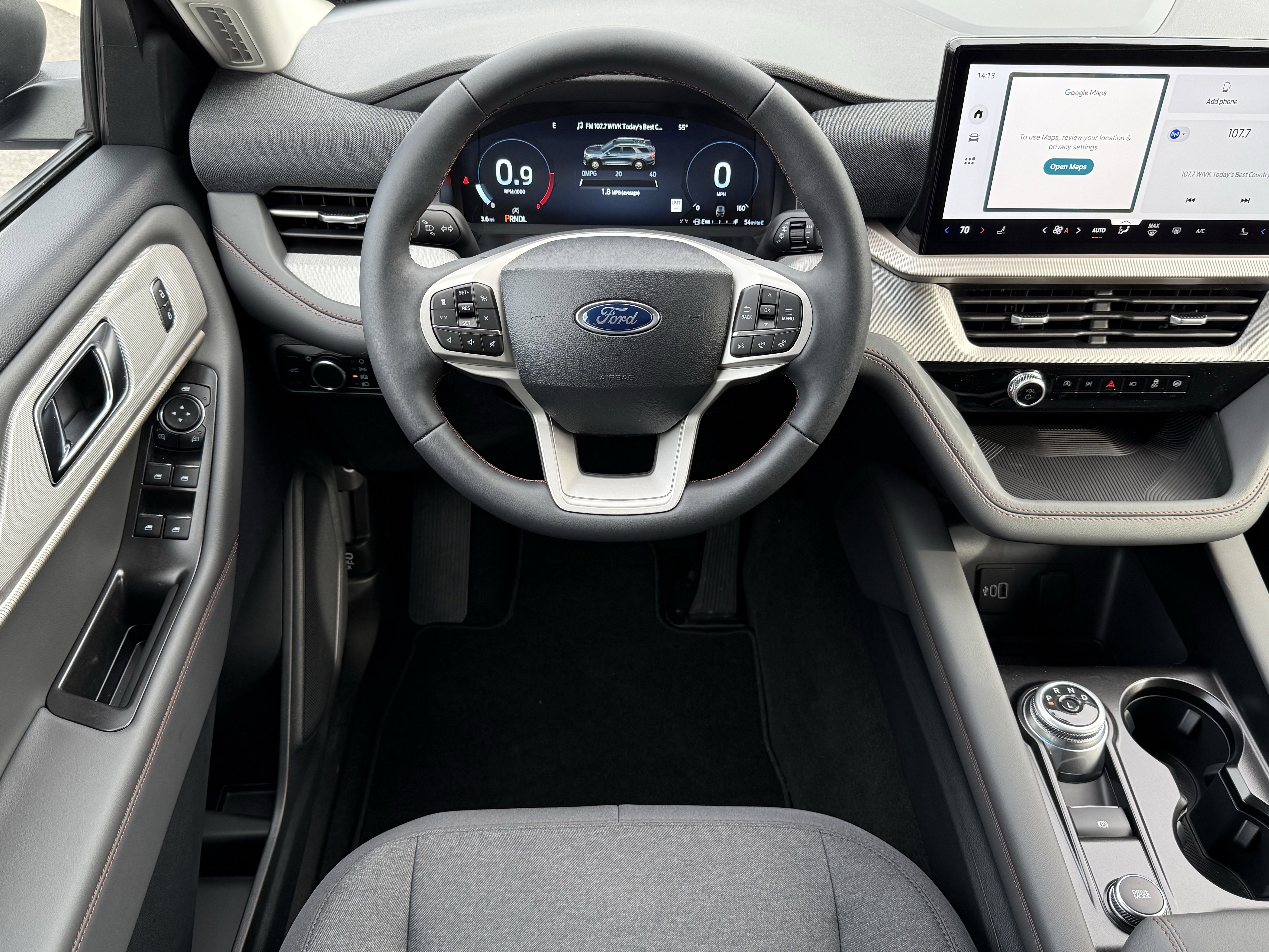 New 2026 Ford Explorer Active RWD image 19