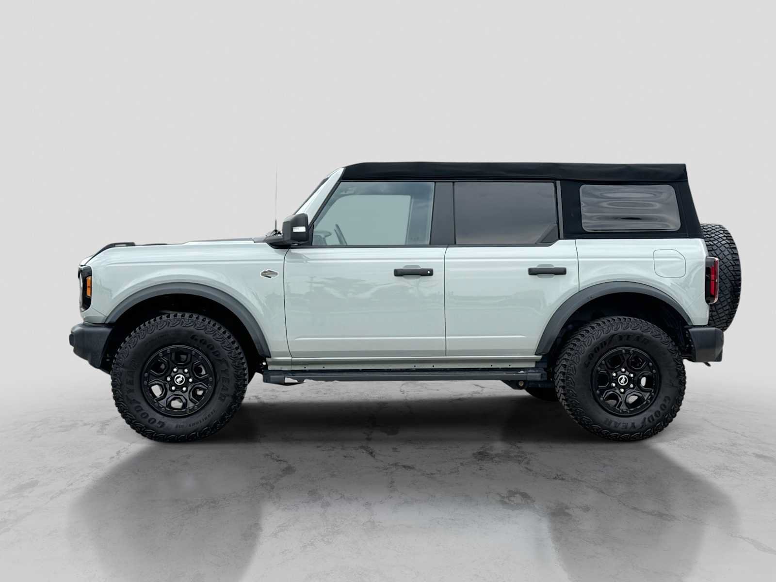 Used 2022 Ford Bronco Wildtrak AWD/4WD image 3