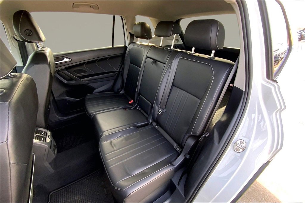 Used 2022 Volkswagen Tiguan SE image 25