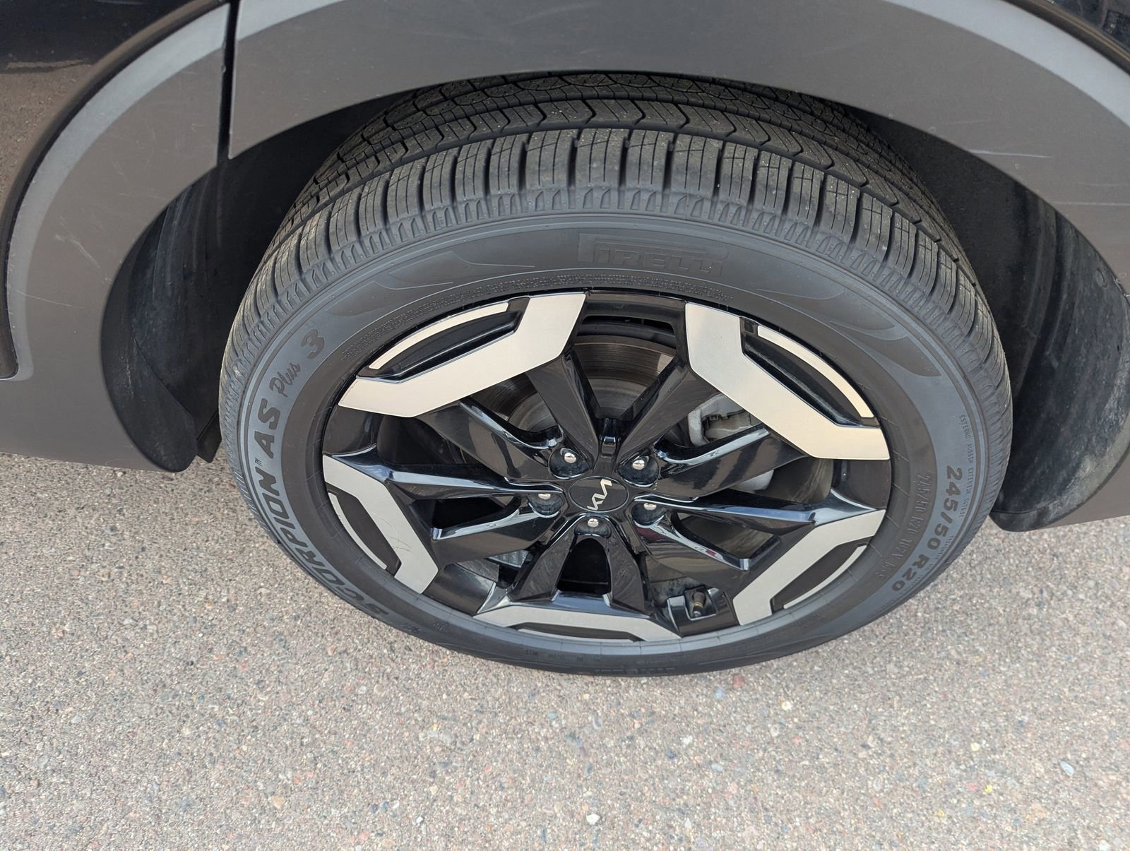 Used 2023 Kia Telluride EX image 8