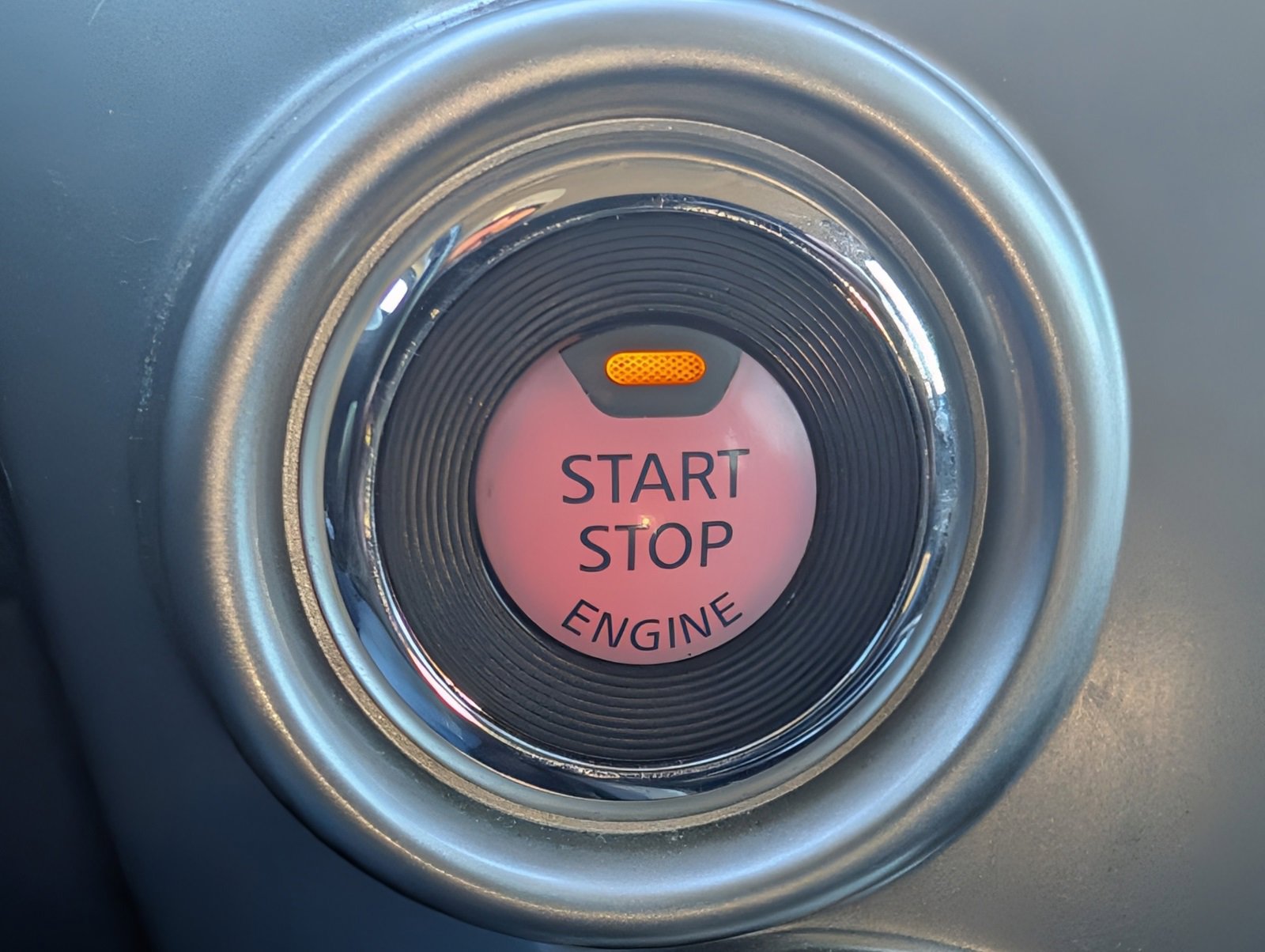 Used 2018 Nissan Titan PRO-4X w/ Pro-4x Utility Package image 9