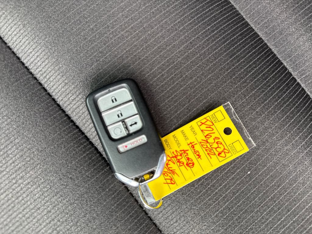 Used 2022 Honda Accord Sport image 32