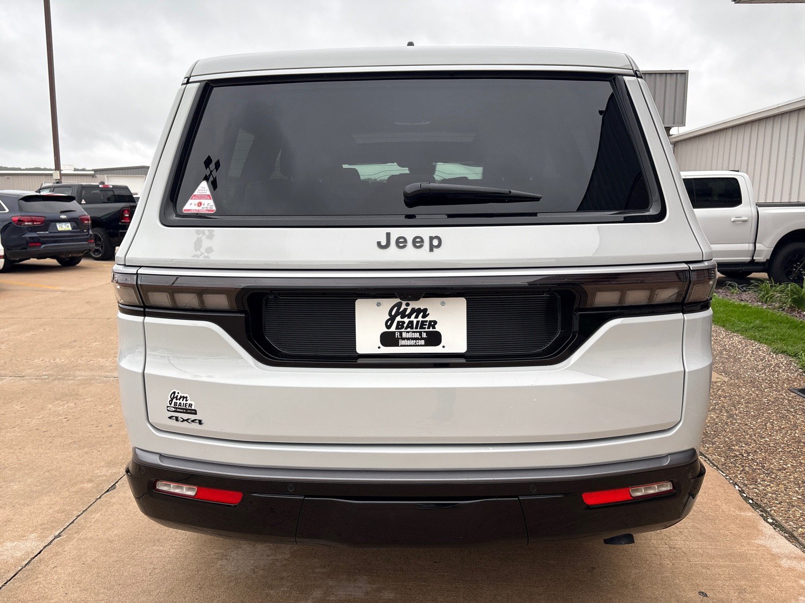 New 2026 Jeep Grand Wagoneer 4WD image 11
