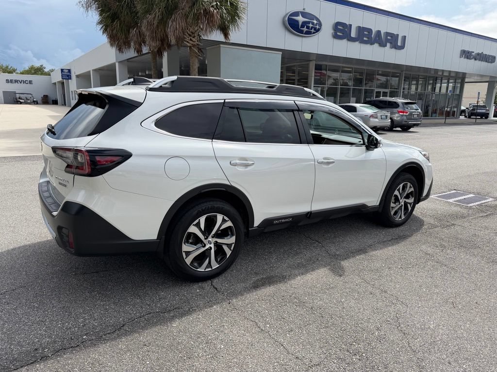 Used 2022 Subaru Outback Touring AWD/4WD image 3