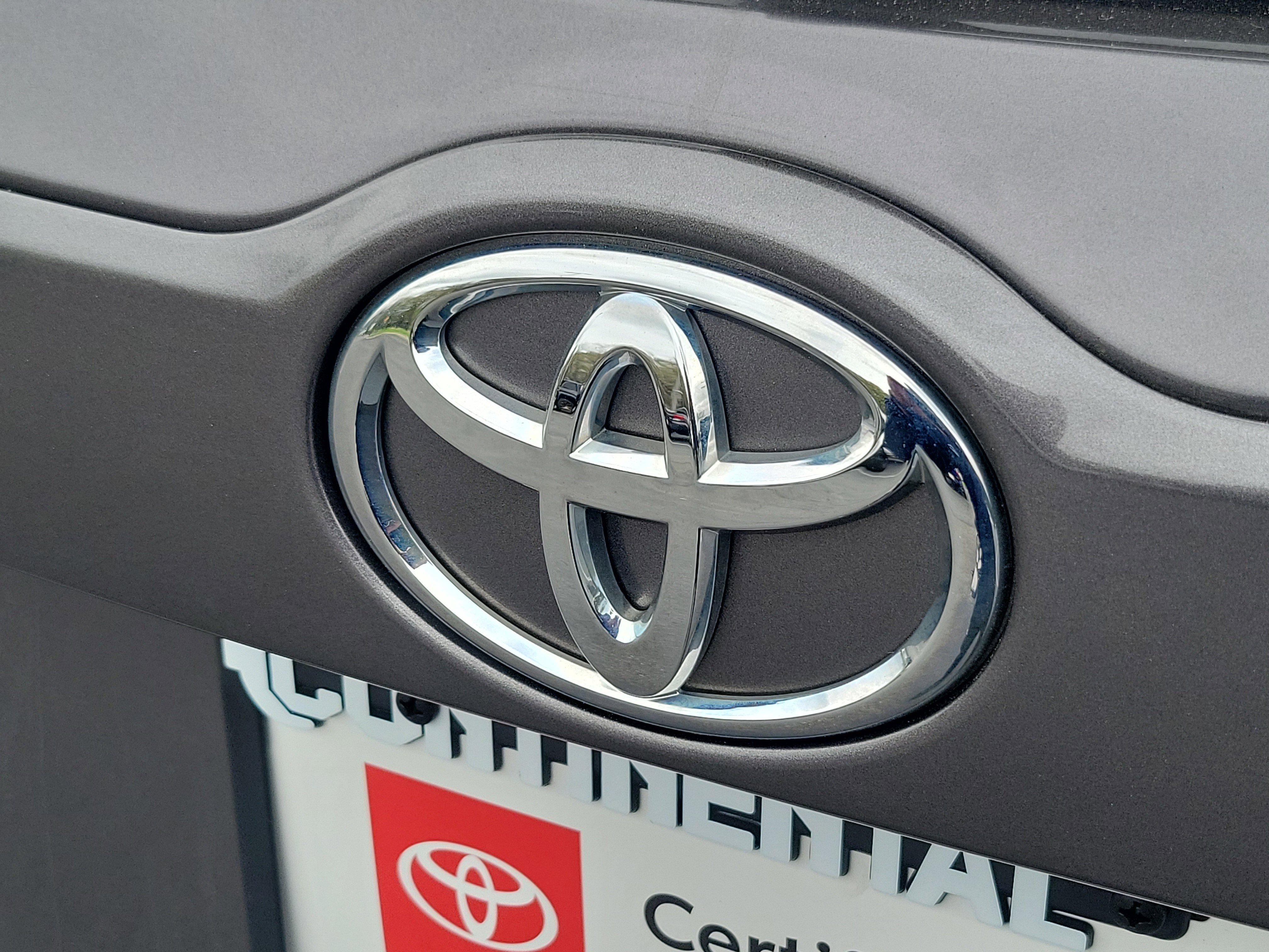 Certified 2018 Toyota Highlander SE AWD/4WD image 7