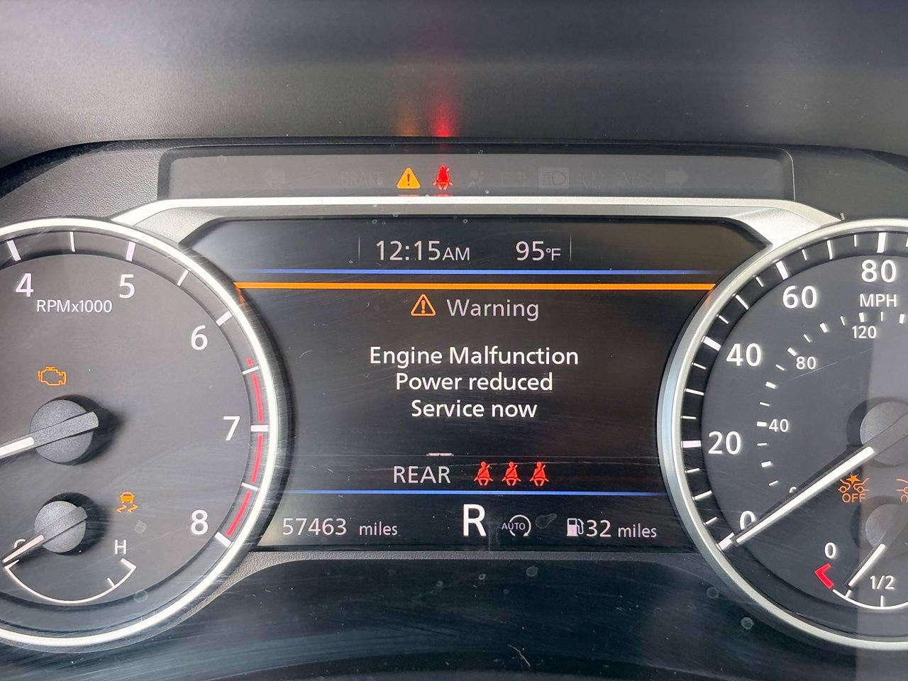 Used 2024 Nissan Sentra SV FWD image 31