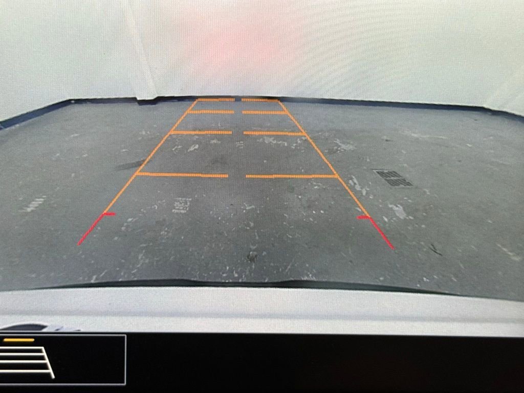 Used 2020 GMC Acadia SLT FWD image 28