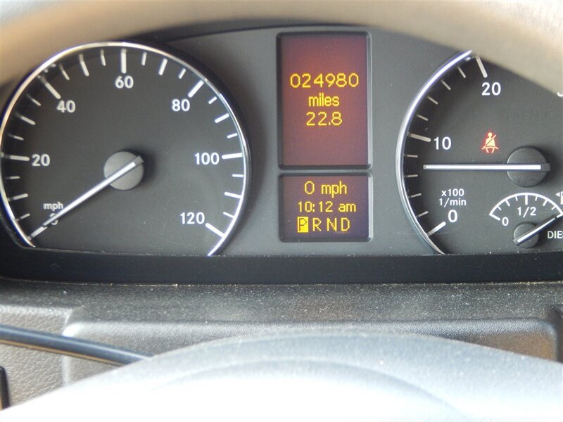 Used 2017 Mercedes-Benz Sprinter 3500 image 26
