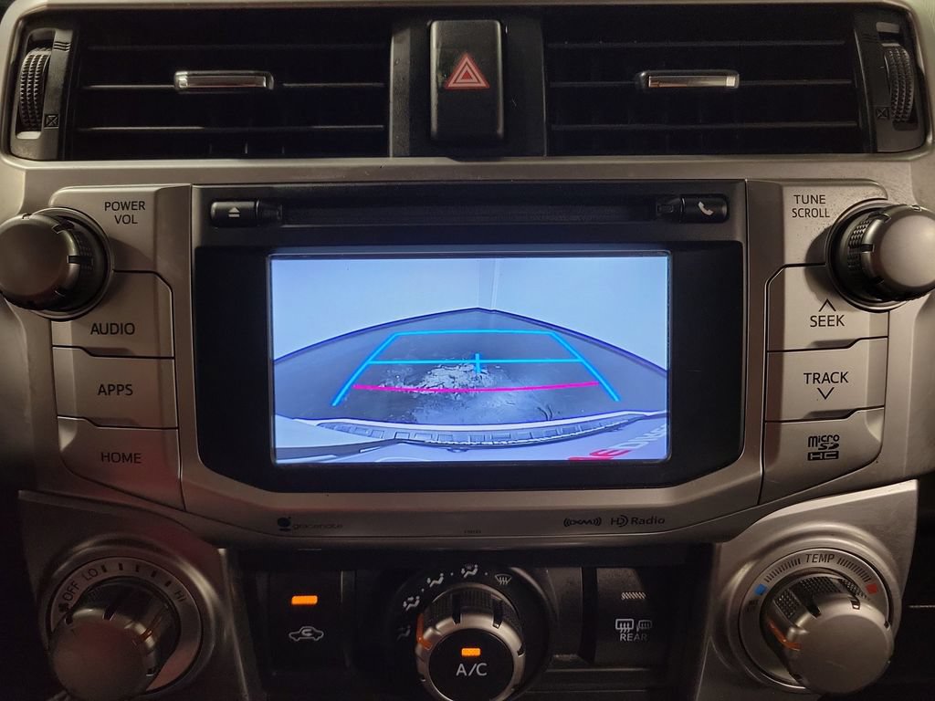 Used 2018 Toyota 4Runner SR5 AWD/4WD image 21