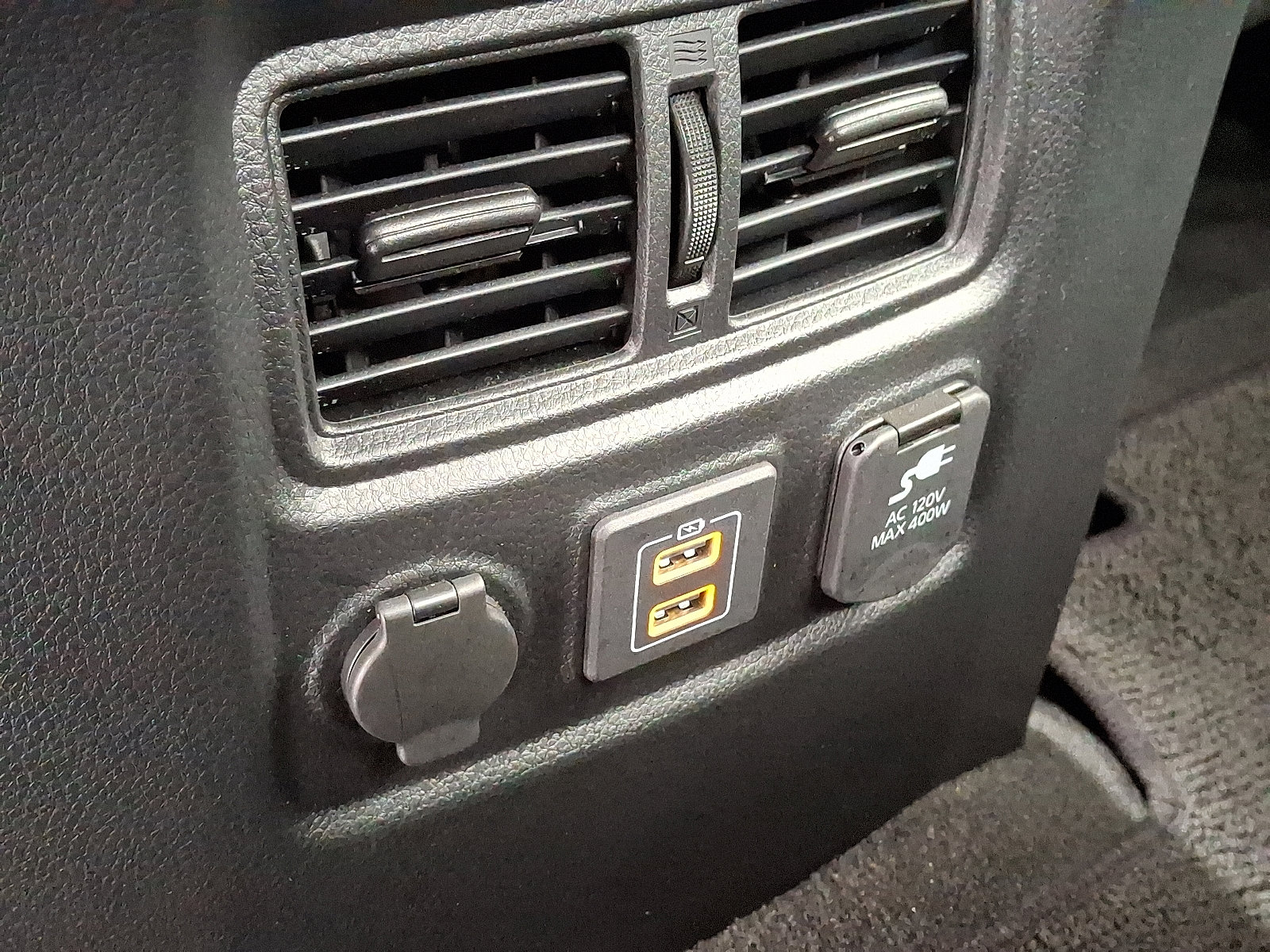 Certified 2024 Nissan Titan SV w/ Accessory Utility Package image 13