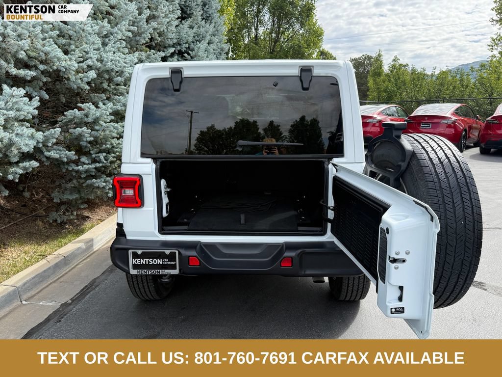 Used 2026 Jeep Wrangler Unlimited Sahara AWD/4WD image 30