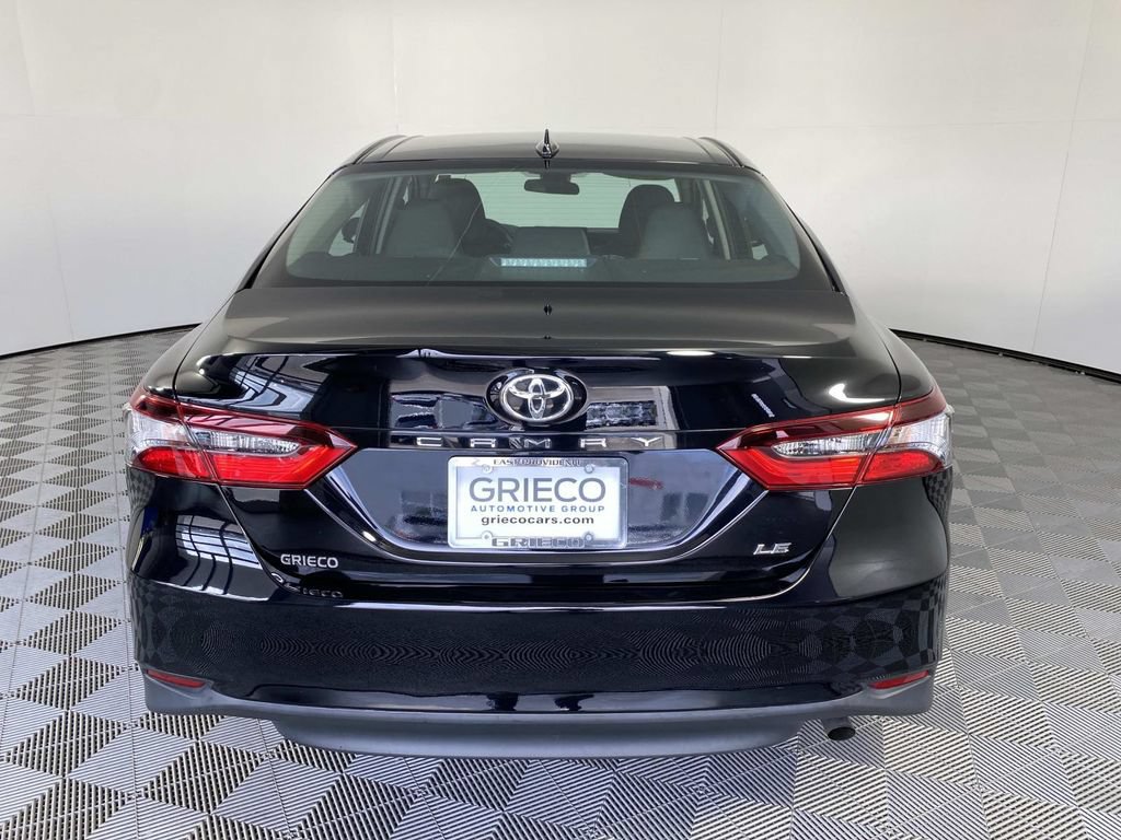 Used 2023 Toyota Camry LE FWD image 7