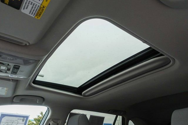 Used 2022 Toyota RAV4 XLE image 25