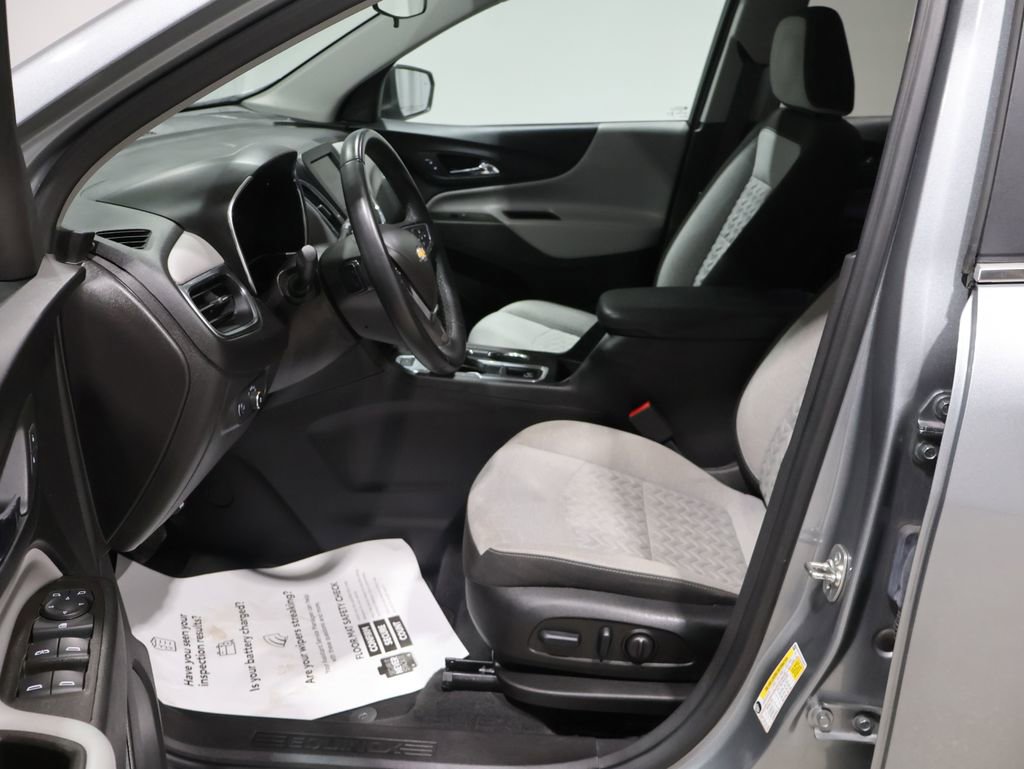 Used 2024 Chevrolet Equinox LT w/ Driver Convenience Package AWD/4WD image 9