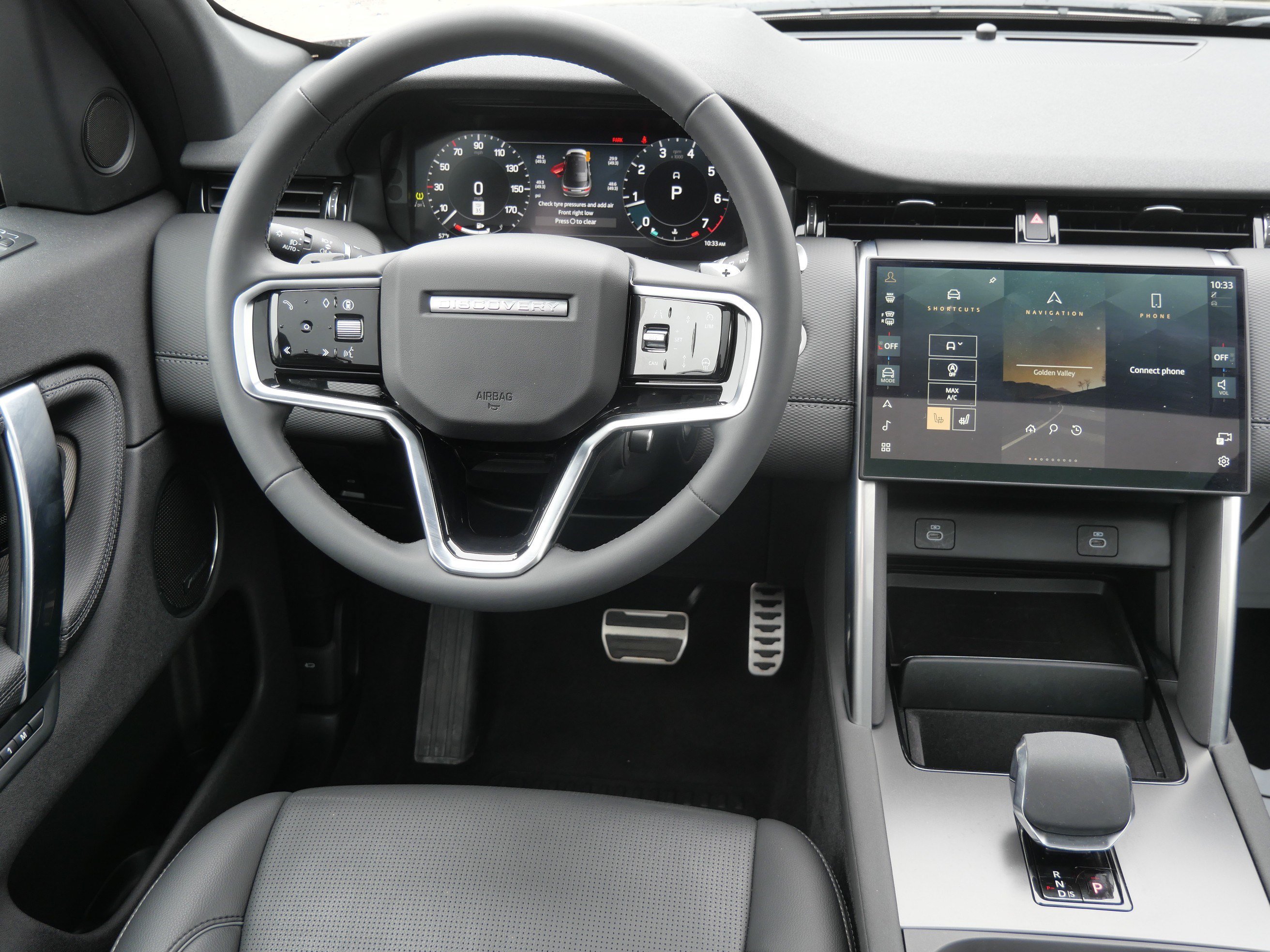Certified 2024 Land Rover Discovery Sport Dynamic SE AWD/4WD image 19